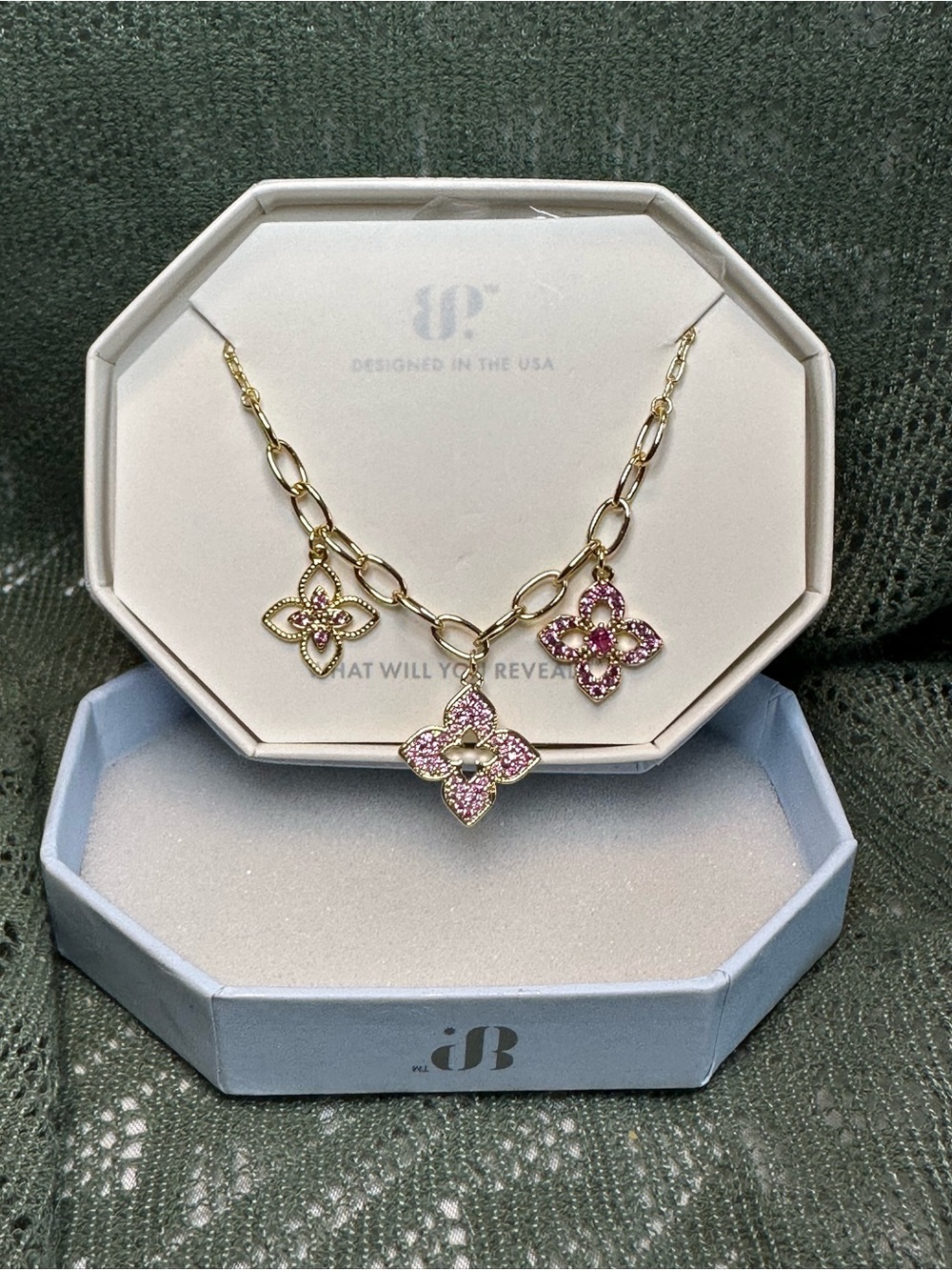 Bomb Party "Always Triple Booked" Rose on Gold NK52938 CLOVER Necklace